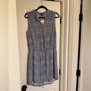 Hilary Radley Sleeveless Size 6 Draw String Dress Blue And White